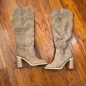 New without box. Oasis society, Stephanie boots size  10. Grey.